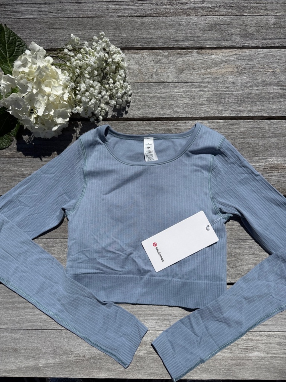 Lululemon Ebb to Street Long Sleeve Shirt Size 4 NWT Built In Bra B/C Cup ✨